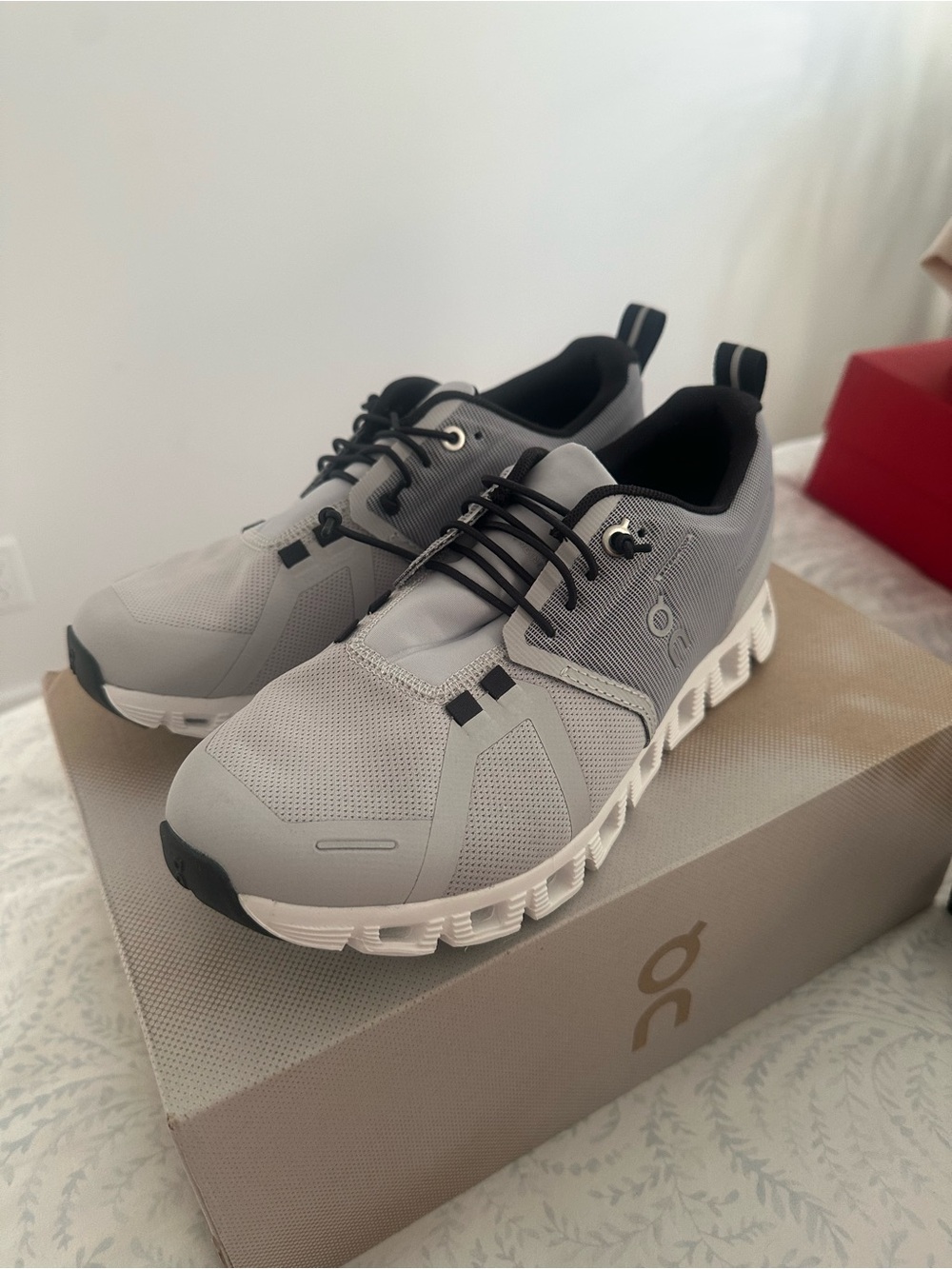 Cloud 5 Waterproof Sneakers in Glacier/White - Picture 2 of 9